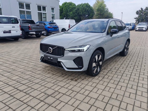 Volvo XC60 2.0 [T8] Ultra Dark AWD Geartronic M...